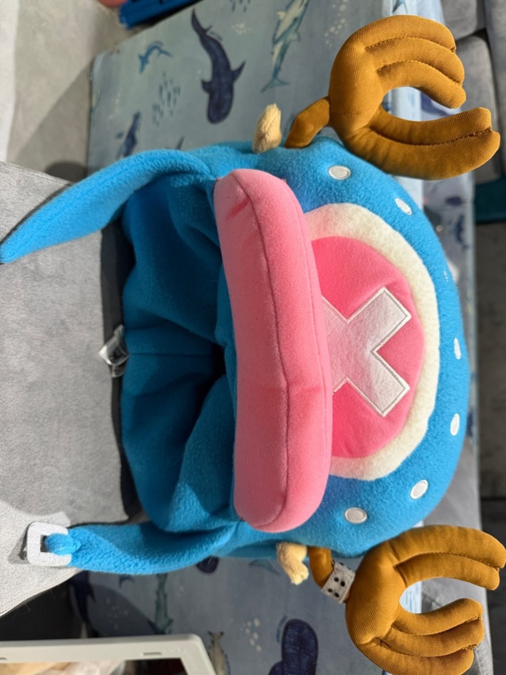 One piece chopper hat